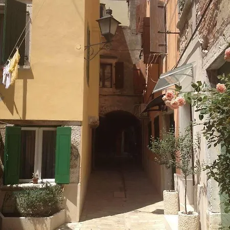 I Volti Apartment